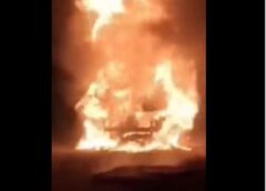 फरीदाबाद-गुरुग्राम रोड पर चलती कार बनी आग का गोला, ड्राइवर ने कूदकर बचाई जान