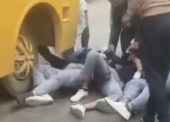 फरीदाबाद: होली चाइल्ड पब्लिक स्कूल की बस का एक्सीडेंट, पुलिस चौकी के सामने पलटी खुशियां, स्कूल जा रहे मासूम हुए हादसे का शिकार