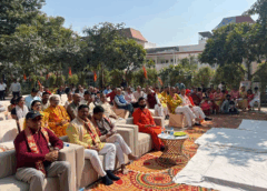 फरीदाबाद में विराट हिन्दू सम्मेलन, मछेन्द्र पुरी महाराज बोले—राष्ट्रीय चेतना को सुदृढ़ करना है मुख्य उद्देश्य