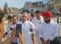 विजय प्रताप सिंह बोले- लोगों से संवाद किए बिना मंदिर और मस्जिद हटाना गलत